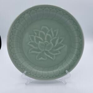 Vintage Brushworks Pistachio Green Lotus Flower Set of 2 10"Dinner Plates